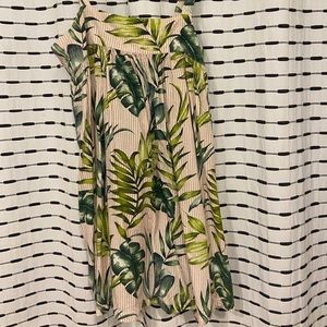 Tropical mini dress.